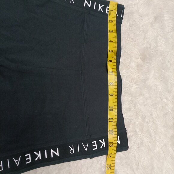 Nike Air Women's Tight Running Bike Shorts Black Training Gym Size M - Picture 3 of 5